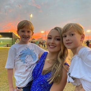 Meet your Posher, Heather